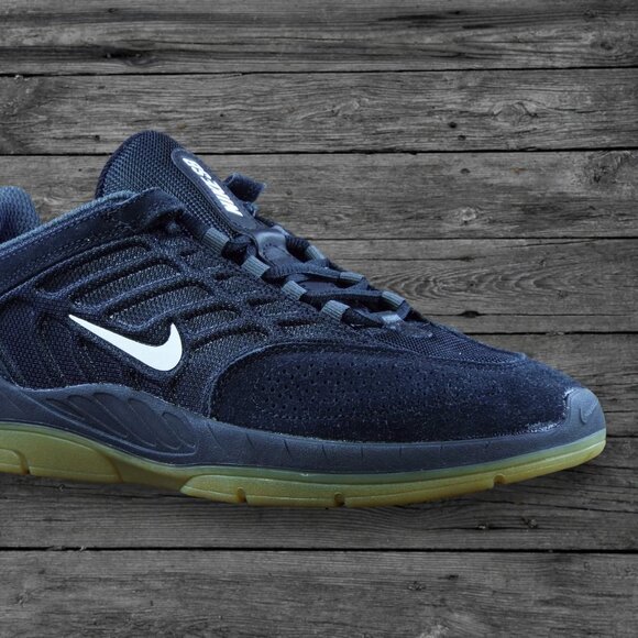 Nike SB Vertebrae Shoes - Black/Summit White (BRAND NEW) - Picture 3 of 4